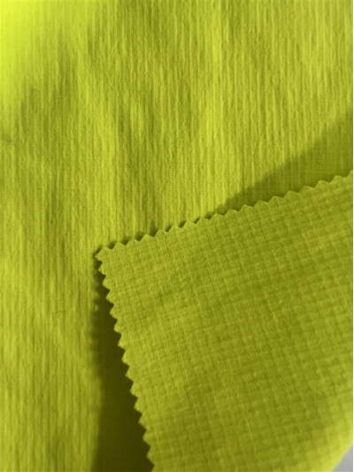 GZ-SH SH-L6425# Ingredients: 95% Nylon 5% SP Width: 150CM Weight: 125g/㎡ 3M moisture absorption and quick drying Triple protection front view